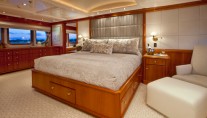 MILK and HONEY -  Master Cabin